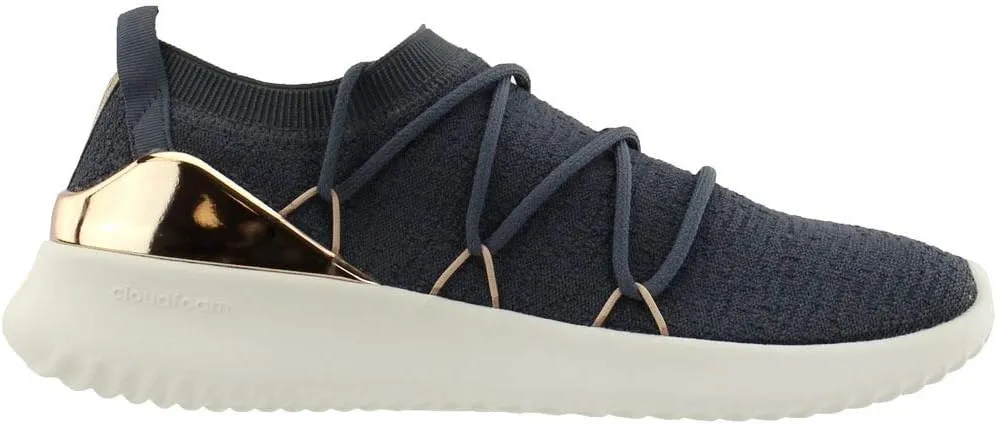 adidas Women's Ultimamotion Running Shoe