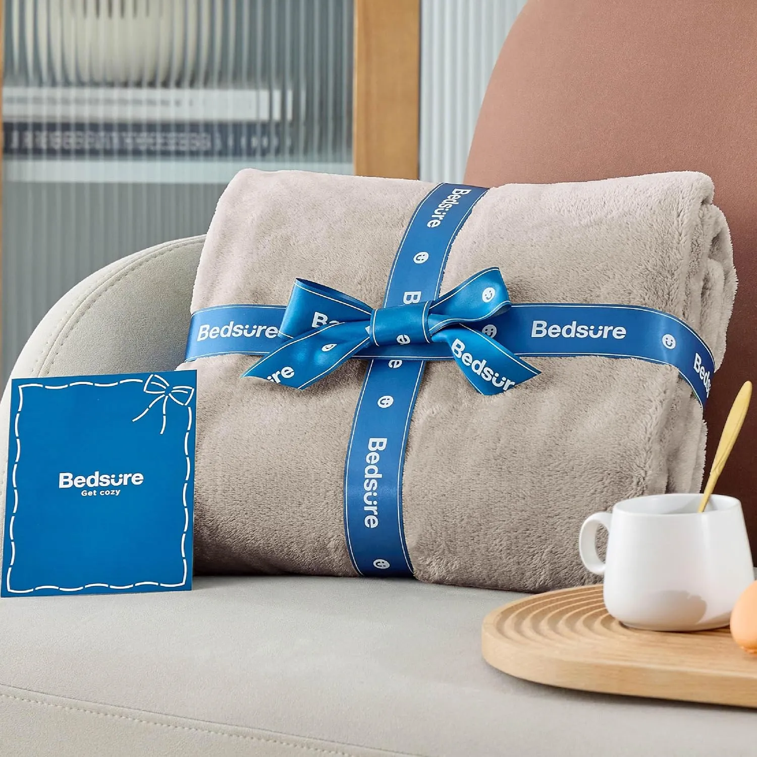Bedsure Fleece King Size Blankets for Bed Oxford Tan - Soft Lightweight Plush Cozy Fuzzy Luxury Microfiber, 108x90 inches
