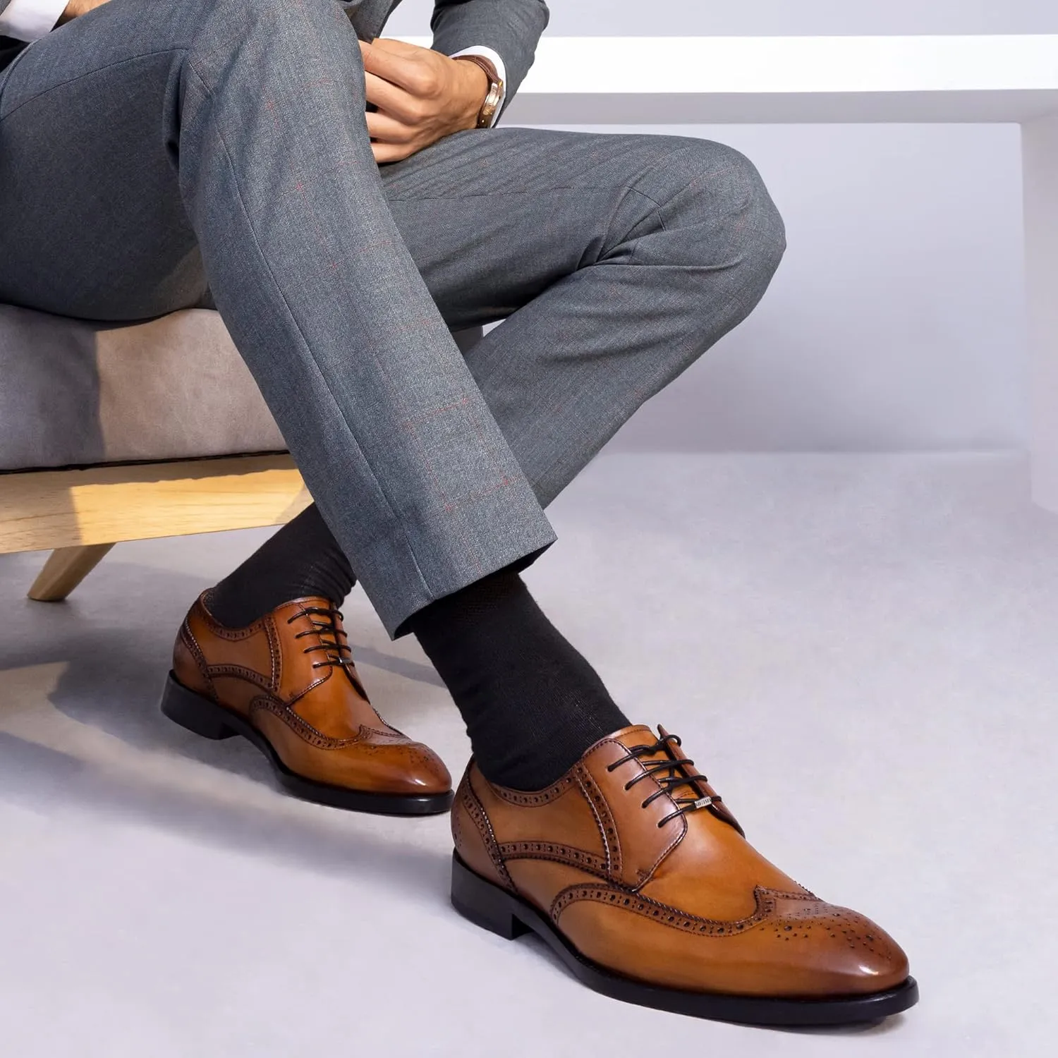 Men's Round Toe Dress Oxfords Shoes Brogue Genuine Leather Lace-Up Oxford Derby Shoes