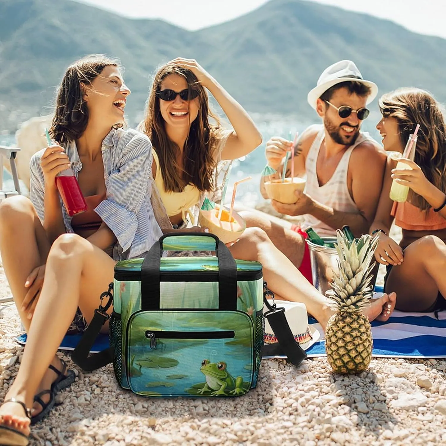 Soft Cooler Bag, 22L Collapsible Beach Cooler Bag,3D Wolf Dream Catcher Printed Portable Ice Chest Leakproof Travel Cooler for Picnic, Outdoor Trip